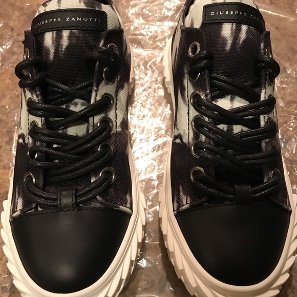 NEW Zanotti Sneakers - Picture 2 of 9